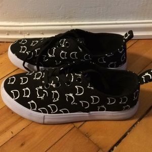 Hot Topic Black Cat Silhouette Sneakers